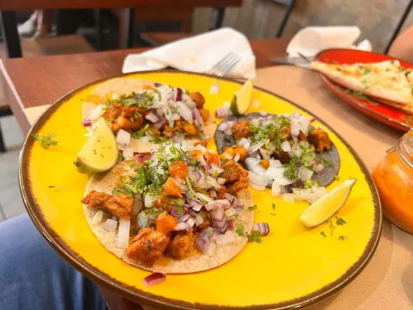 Los 3 Carnalitos Restaurante Mexicano - Alicante/Alacant