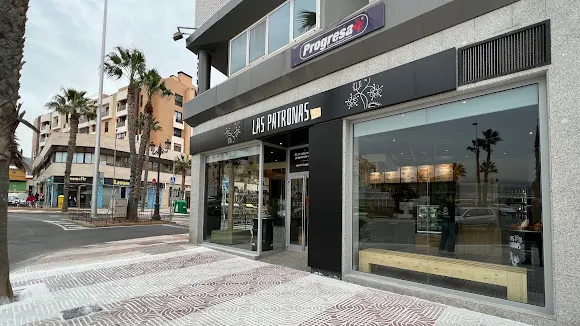 Las Patronas El Parador - Roquetas de Mar