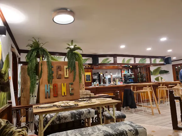 Restaurante Bien Padre - Playa Madre ft. Gamberros FC - Caravia