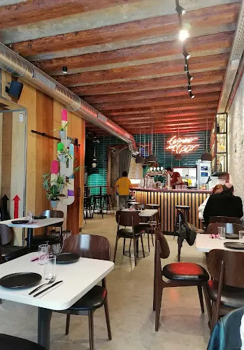 Las Tres Mentiras - Barcelona