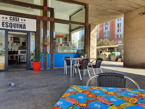 Casi Esquina - Barcelona