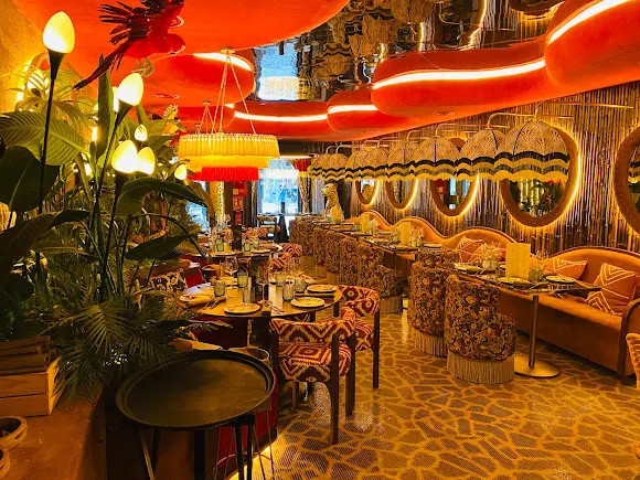 Maison Jaguar, restaurante mexicano con espectáculo