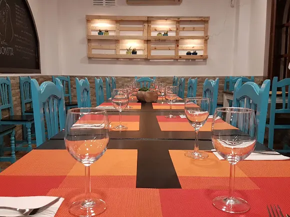 NIÑA BONITA CANTINA - Málaga