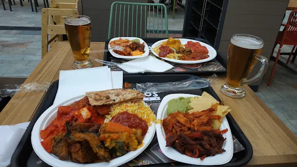 Amigos Plaza Mayor | Cocina India-Mexicana - Málaga