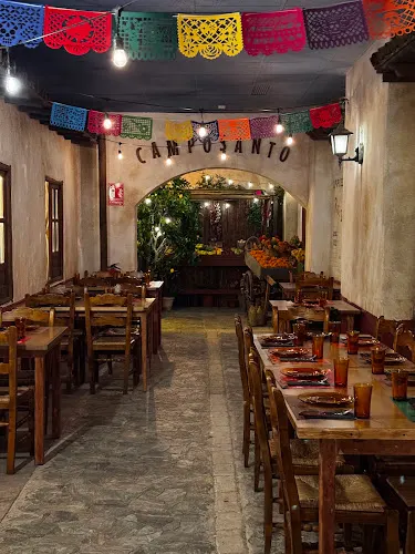 Camposanto - Restaurante Fusión Mex - Zaragoza