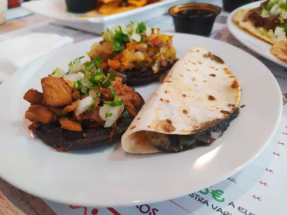 Restaurante Taquería Mexicana Bésame - Aranjuez