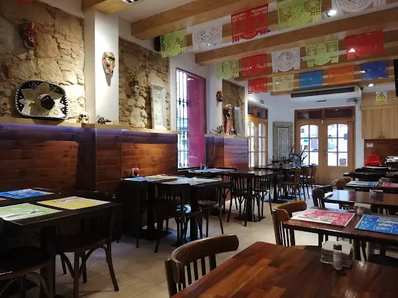 La Cantina Mexicana